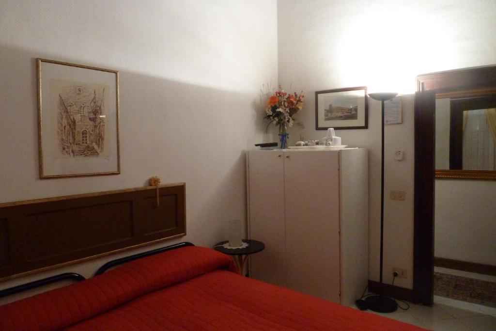 ヴィテルボ Bb Santa Rosa Bed & Breakfast 部屋 写真
